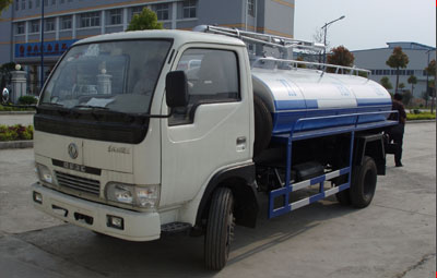 東風(fēng)金霸吸糞車